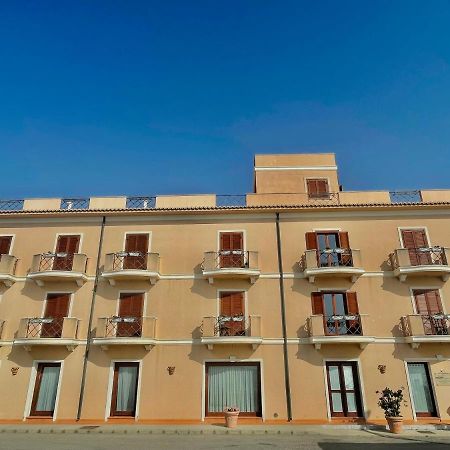 Hotel La Lampara Reggio di Calabria Exteriör bild