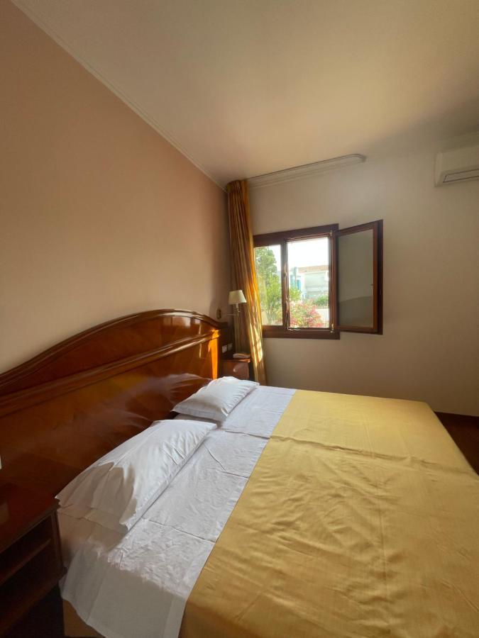 Hotel La Lampara Reggio di Calabria Exteriör bild