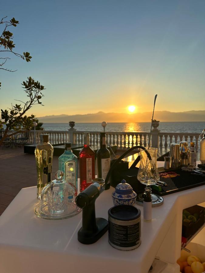 Hotel La Lampara Reggio di Calabria Exteriör bild